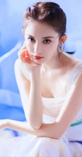 新疆美女明星古力娜扎浓妆私房 高清近照写真壁纸