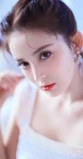 新疆美女明星古力娜扎浓妆私房 高清近照写真壁纸