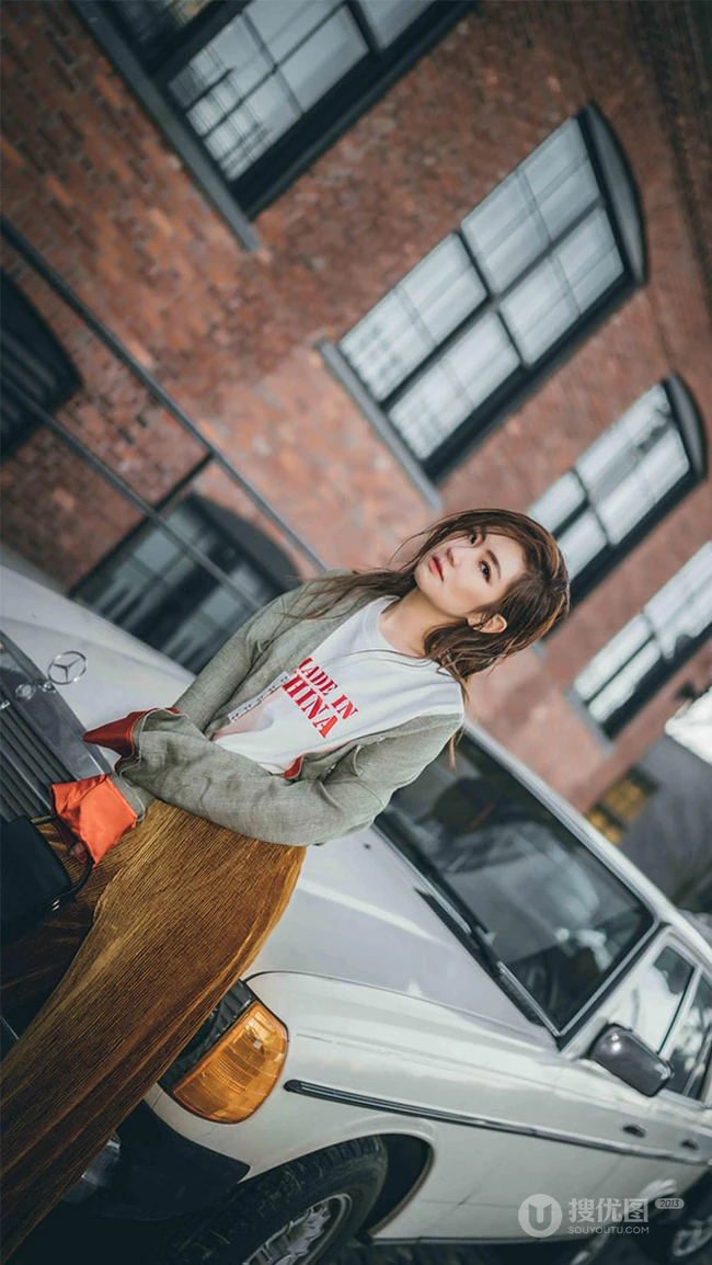 SHE成员&ldquo;任家萱&rdquo;台湾街道，海边的写真手机壁纸