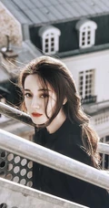 女星迪丽热巴个人街拍手机壁纸整理合集