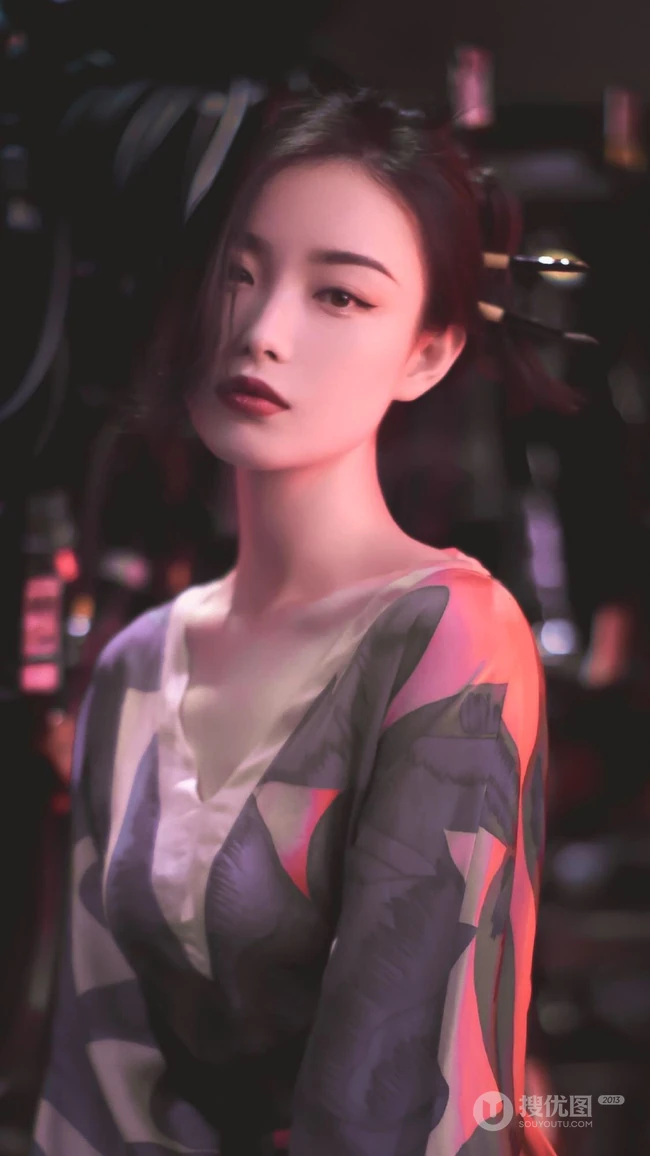 倪妮日系风格写真手机壁纸，浓妆妖艳丸子头造型高贵冷艳