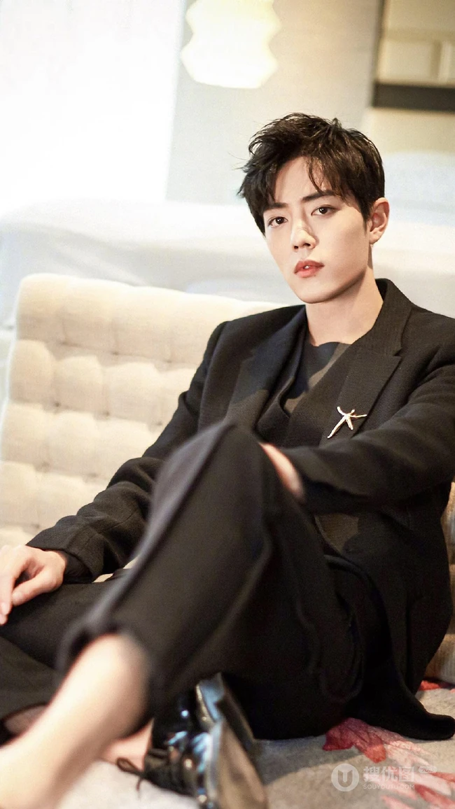 你们的肖战来啦！人气明星肖战西服造型个人手机壁纸图片