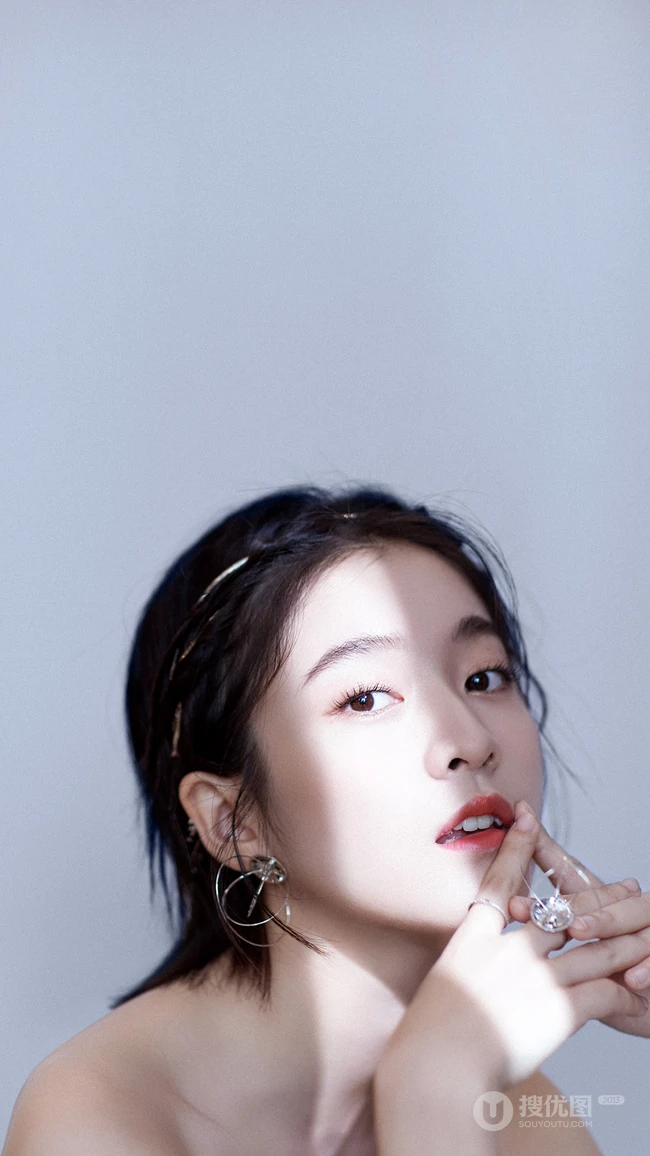 美女张雪迎，彩带发夹公主范写真手机壁纸