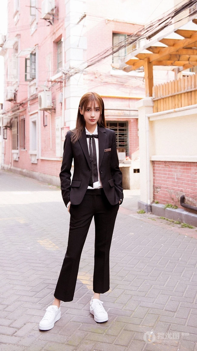 女星杨颖穿校服唯美清纯小女生风格手机壁纸