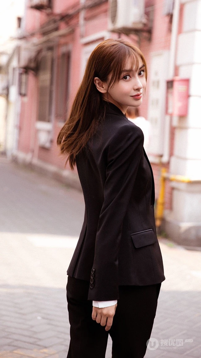 女星杨颖穿校服唯美清纯小女生风格手机壁纸
