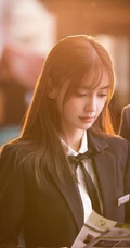 女星杨颖穿校服唯美清纯小女生风格手机壁纸
