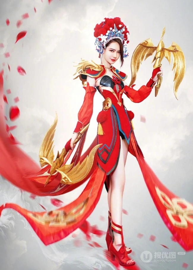 女生戚薇微博晒酷美京剧花旦造型，cos虞姬手持双箭