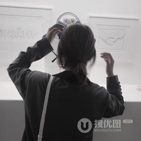 长发女生的背影系列头像图片