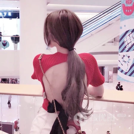 长发女生的背影系列头像图片