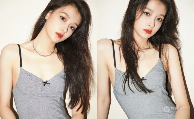 骨感也气质，女明星孙怡紧身肩带睡裙暗房写真图片