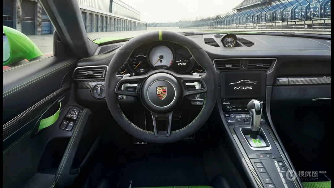 赛道上绿色车身涂装的19款保时捷911高清壁纸型号GT3 RS