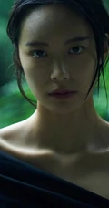 周也，邓恩熙，伊然个性非主流魔幻丛林主题《elle》杂志写真