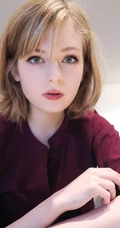 荷兰混血女生Ella Freya自拍，生活照，空灵气质的精灵系女孩