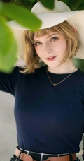 荷兰混血女生Ella Freya自拍，生活照，空灵气质的精灵系女孩