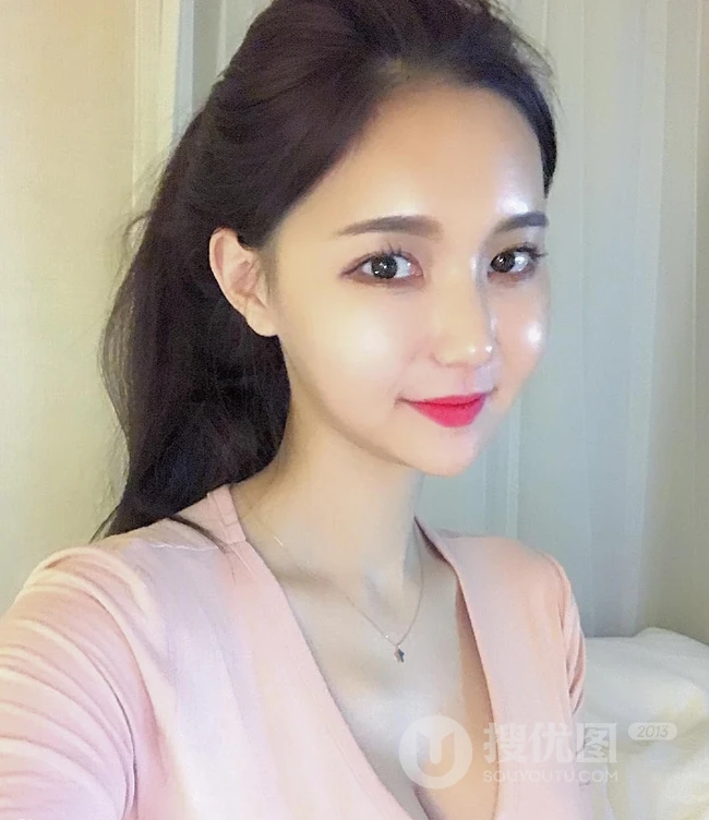 韩国清新女生主播花井可爱自拍，写真，生活照图集
