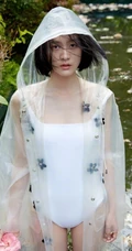 张雪迎气质《男人装》写真杂志大片，给你一份初恋