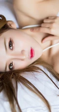 简约的白，浓厚之气质，女生模特Miko室内氛围写真图片