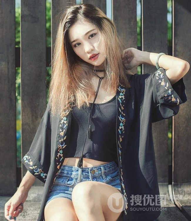 新加坡女生赵雨晴清纯阳光写真，生活照图片