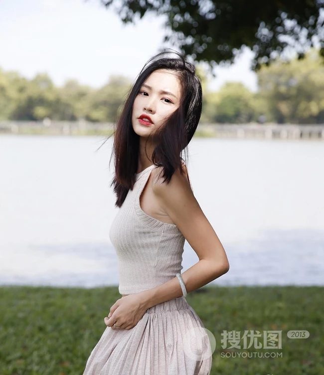 新加坡女生赵雨晴清纯阳光写真，生活照图片