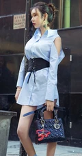 女生模特姚梦琪约会街拍写真日记，身材高挑，线条感修长