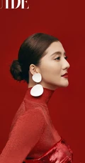 吴千语《艺领时尚GUIDE》杂志写真大片，黑衣皮裤耳环夸张