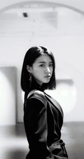 女明星杜雨宸清爽利落黑衣短裤唯美写真图片