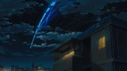 天空飞过的流星留下的七色轨迹唯美壁纸，出自动漫《你的名字》场景