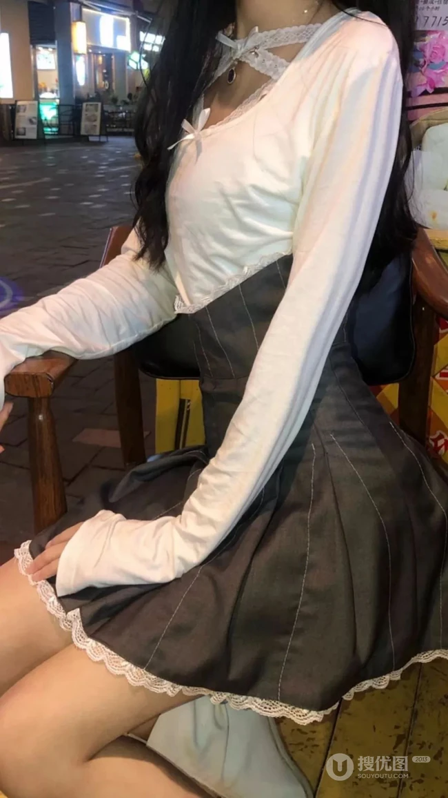 霸气狂拽的社会绿头发纹身美女等高清手机壁纸