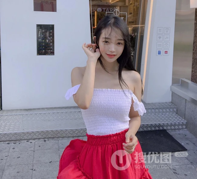 嘴唇很有特色的韩国女生金道妍气质自拍，写真，生活照图集