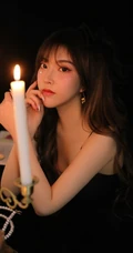 黑色翅膀的天使恶魔吗？彩妆女生暗黑风格纱裙写真图片