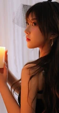 黑色翅膀的天使恶魔吗？彩妆女生暗黑风格纱裙写真图片