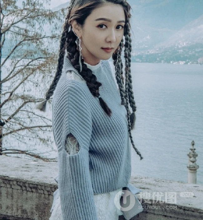 薛凯琪非主流个性造型现身户外街头《GoFashion路尚》杂志写真