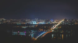 唯美夜间城市航拍，城市夜景灯光壁纸图片