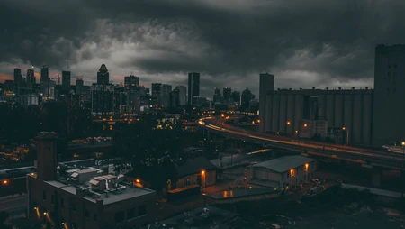 唯美夜间城市航拍，城市夜景灯光壁纸图片