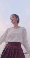 大长腿的性感美女iphonexsMax手机壁纸
