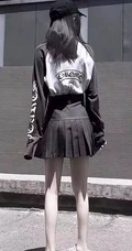 大长腿的性感美女iphonexsMax手机壁纸
