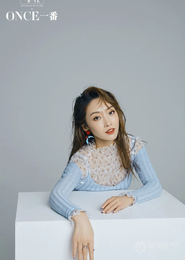 迎接白昼星辰，女明星宣璐个性酷美《一番》杂志写真图片