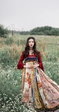 户外穿花摆裙的长发美女摄影手机壁纸