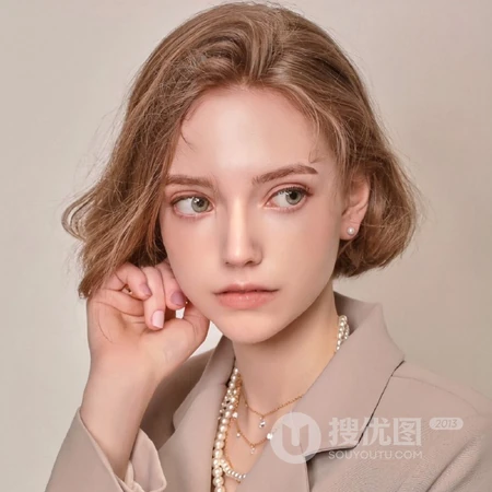 短卷发的欧女生头像图片