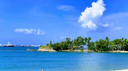 唯美的海边城市旅游圣地电脑壁纸