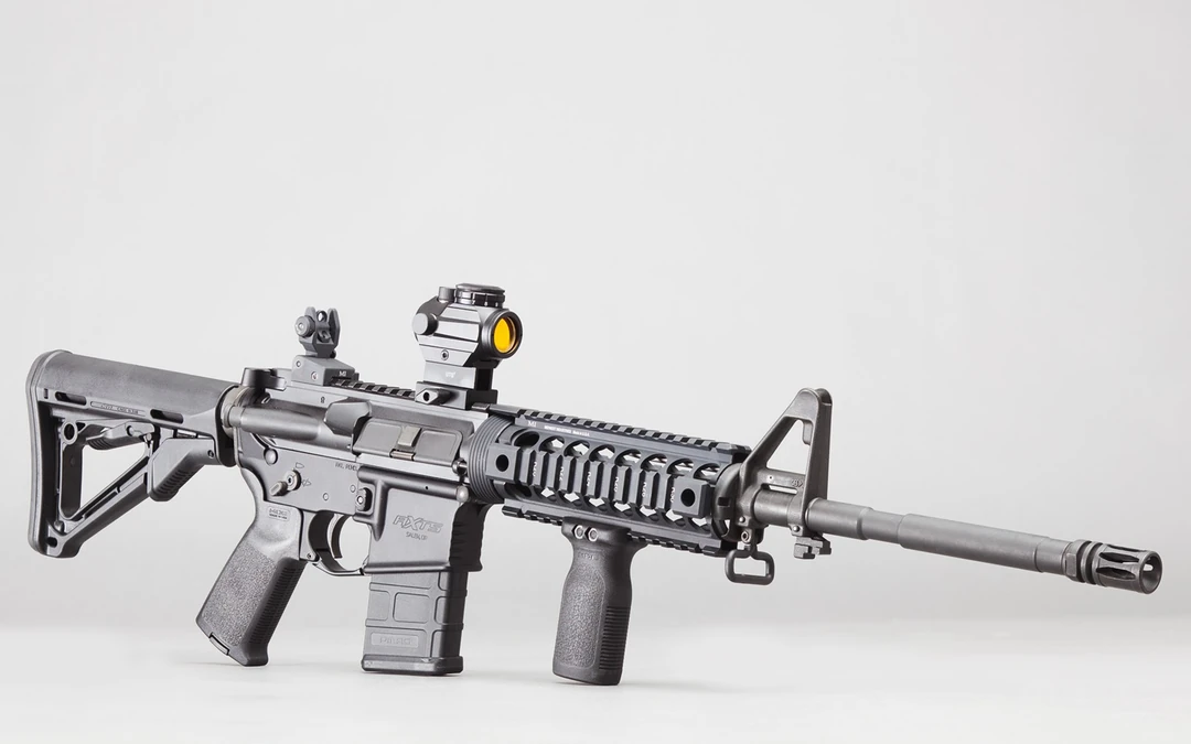 AR-15突击步枪高清壁纸