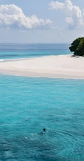大浪淘沙，涌动的海浪高清手机壁纸
