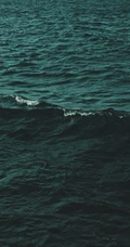 大浪淘沙，涌动的海浪高清手机壁纸