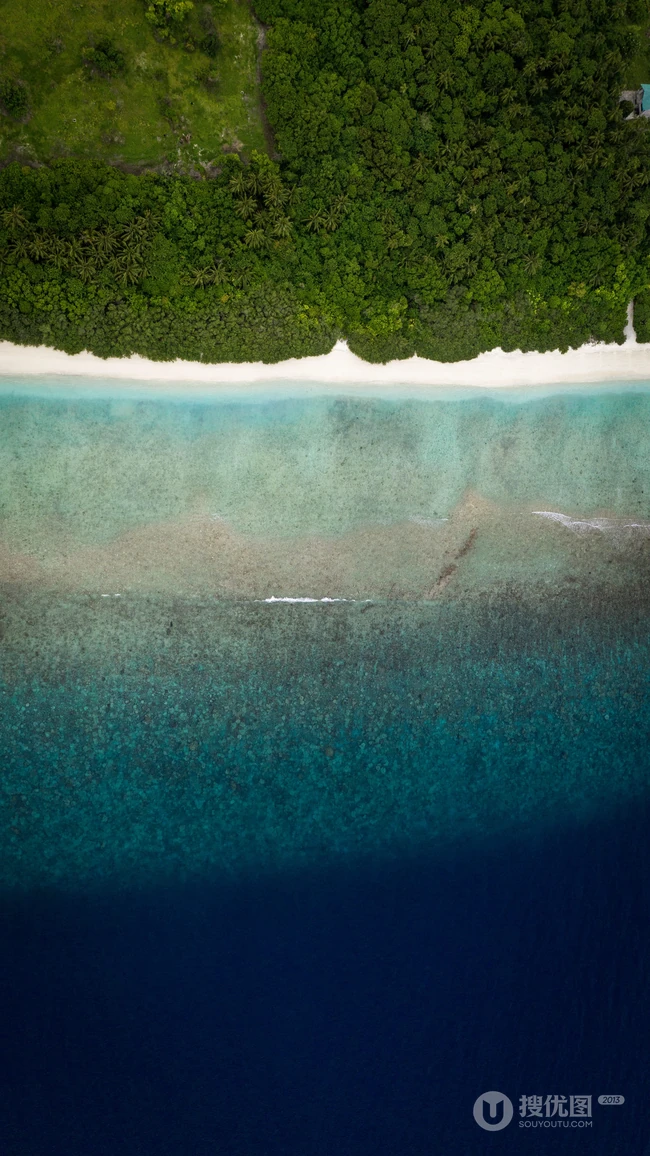 航拍靓丽的海上风景手机壁纸