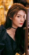 傅菁酷美时尚动人黑色连衣裙高清写真图片