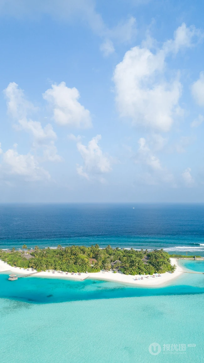 航拍海上的小岛，灯塔的唯美海上风景手机壁纸