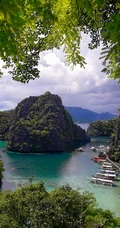 唯美的海边城镇，海洋风景手机背景图片