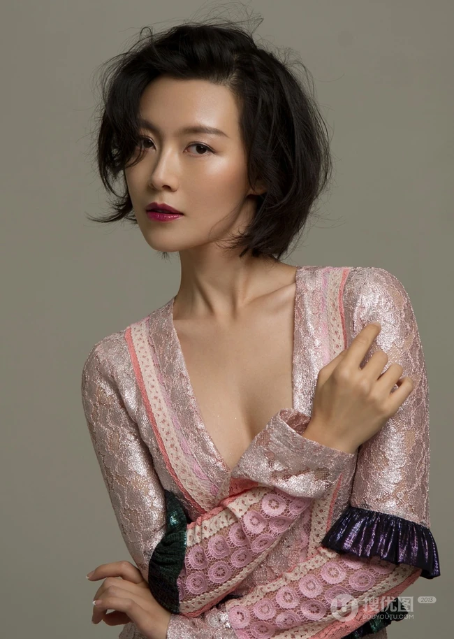 中国&ldquo;花腔精灵&rdquo;常思思荣登《BELLA》杂志气质图片