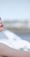 蓝盈莹浅灰轻纱连衣长裙街边小路唯美动人写真图片