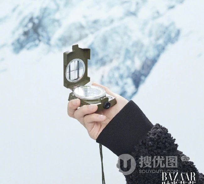 宋继扬帅气时尚嘻哈装扮写真图片